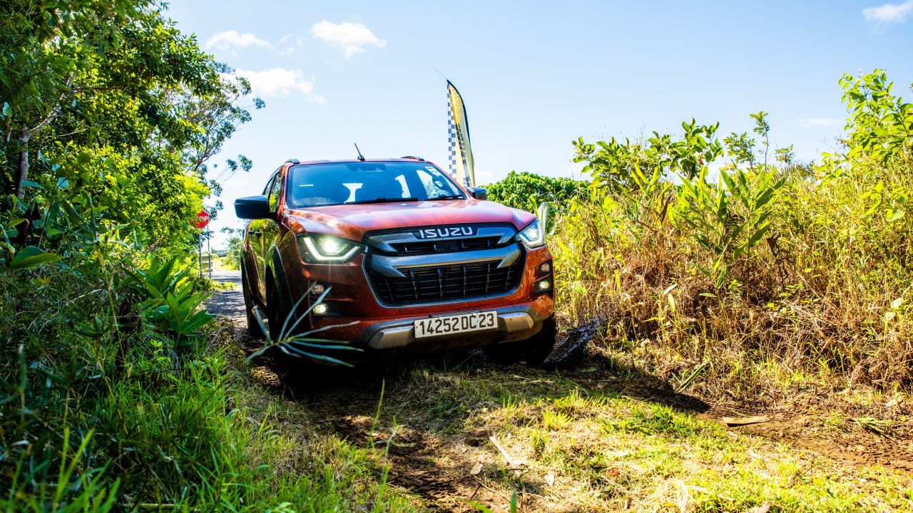 Le Défi Moteurs Offroad Festival : Le public a testé des 4x4 en mode ...